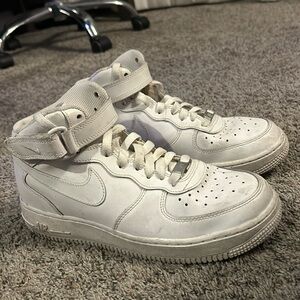 White Nike Air Force 1 high tops